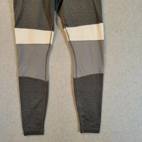 ATHLETA Womens Crop Leggings Size Small Gray/White RN #54023 Side Pockets EUC - Picture 2 of 12